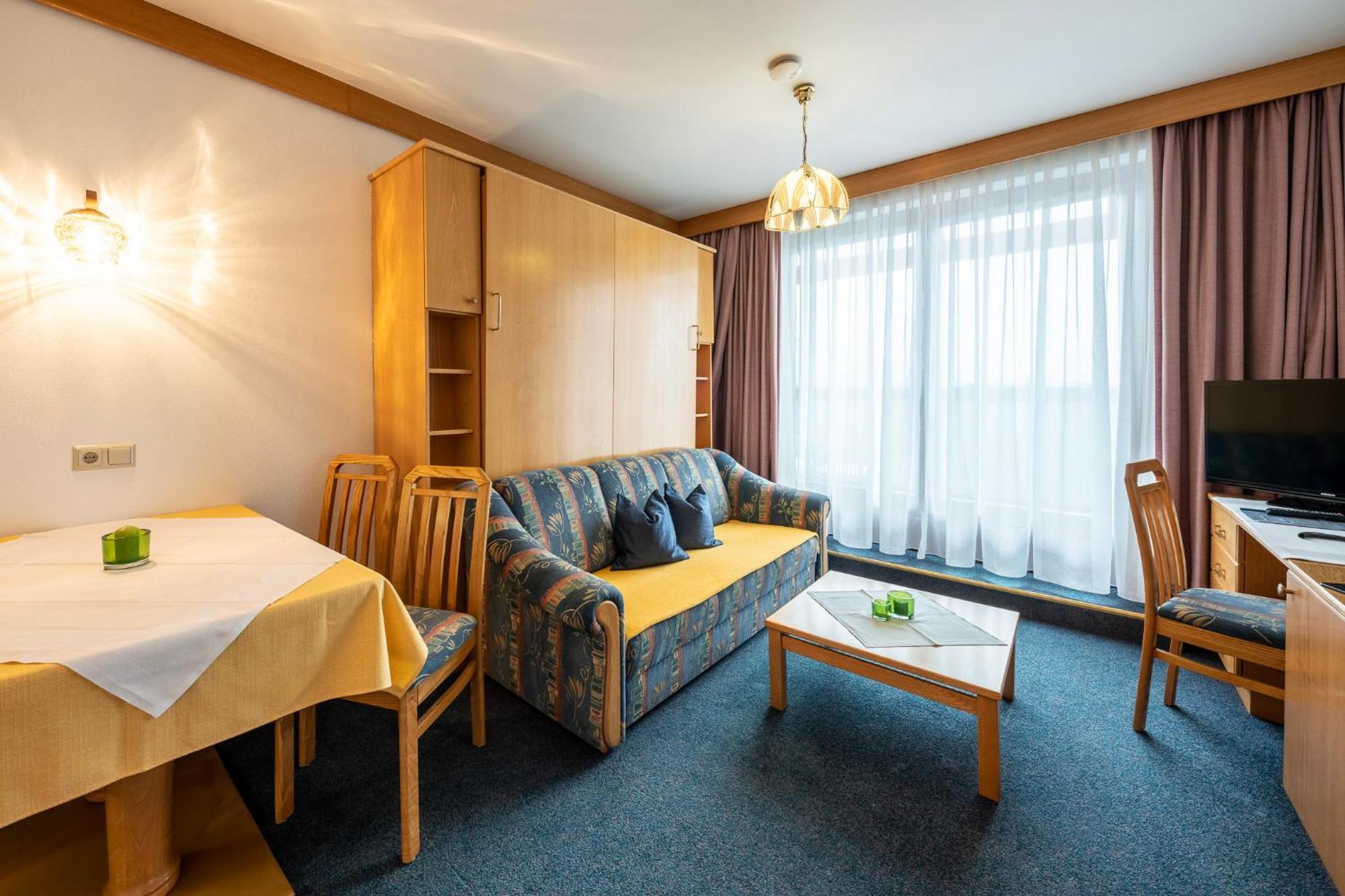 Fruehstueckspension-Appartementhaus Wasserer Bad Kleinkirchheim Exterior foto