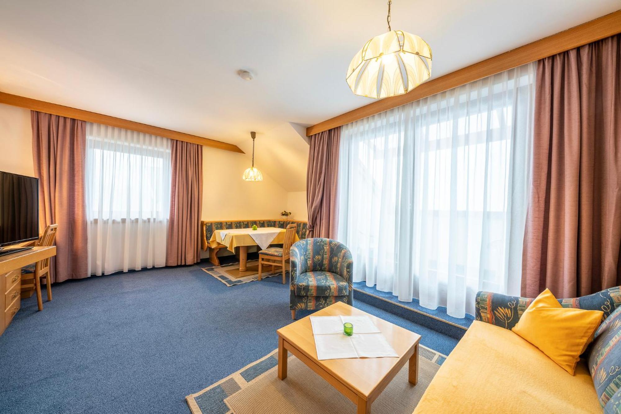Fruehstueckspension-Appartementhaus Wasserer Bad Kleinkirchheim Exterior foto